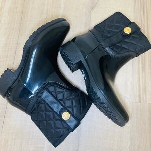 Tommy Hilfiger Black Quilted Winter Boots
